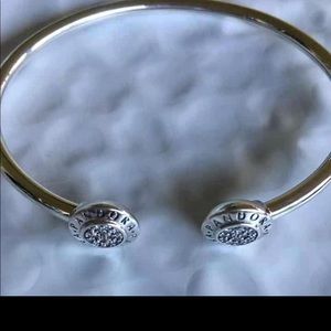 NEW AUTHENTIC PANDORA SIGNATURE CZ BANGLE BRACELET